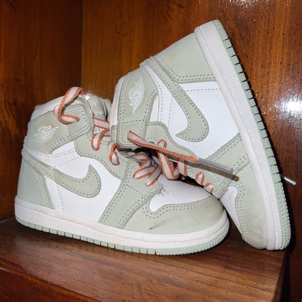 Jordan 1 “Seafoam” mint Green Toddlers